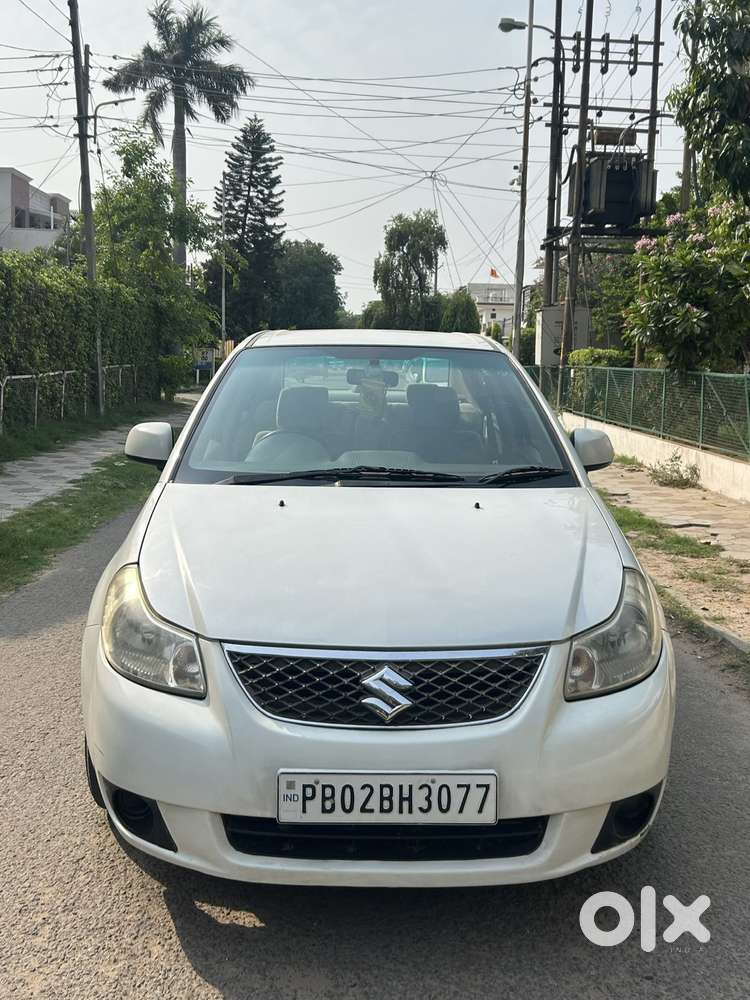 Maruti Suzuki Sx4 Vxi Bsiii, 2010, Petrol
