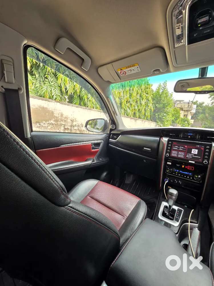 Toyota Fortuner Legender 2024 Diesel