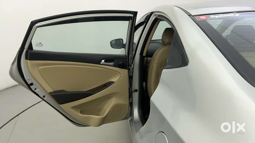 Hyundai Verna [2015-2017] Fluidic 4s 1.6 Crdi Sx At, 2015, Diesel