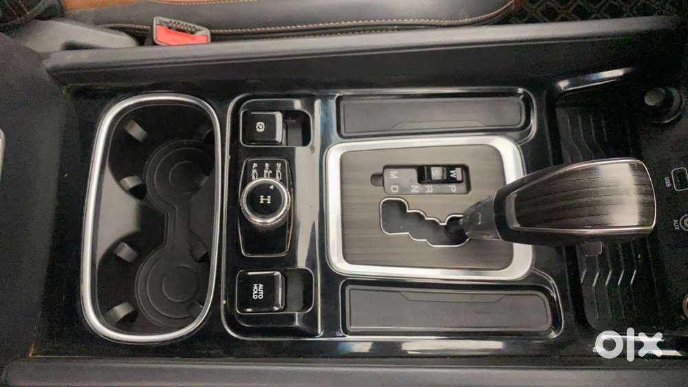 Mahindra Alturas G4 4x4 At, 2022, Diesel