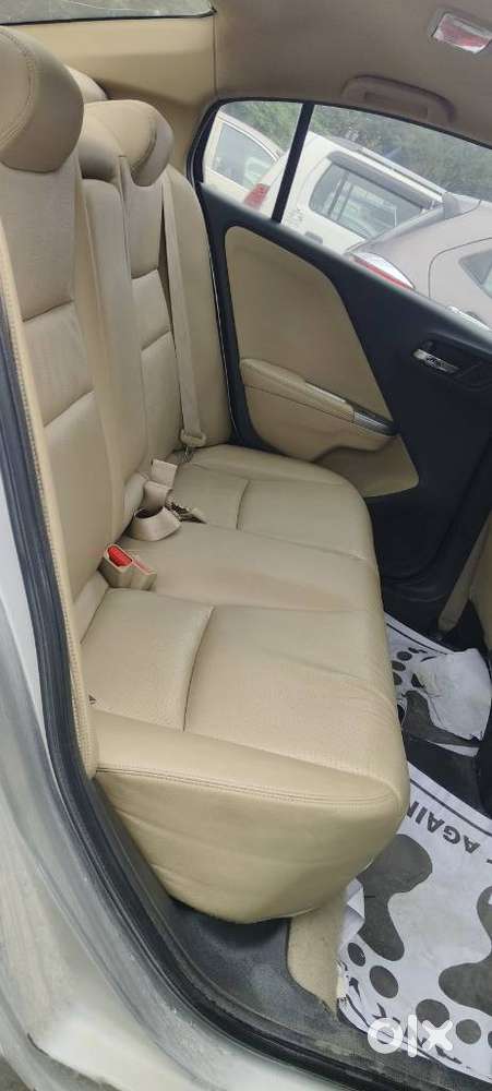 Honda City 1.5 V At Sunroof, 2015, Petrol