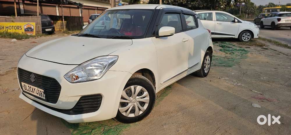 Maruti Suzuki Swift Vxi 1.2 Abs Bs-iv, 2018, Petrol