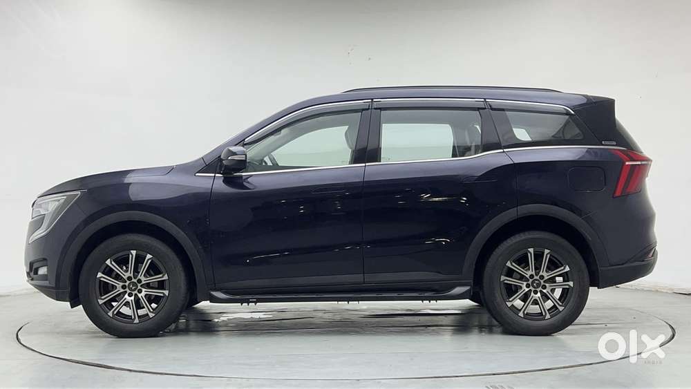 Mahindra Xuv700 2.0 Ax 7 Petrol At Str, 2023, Petrol