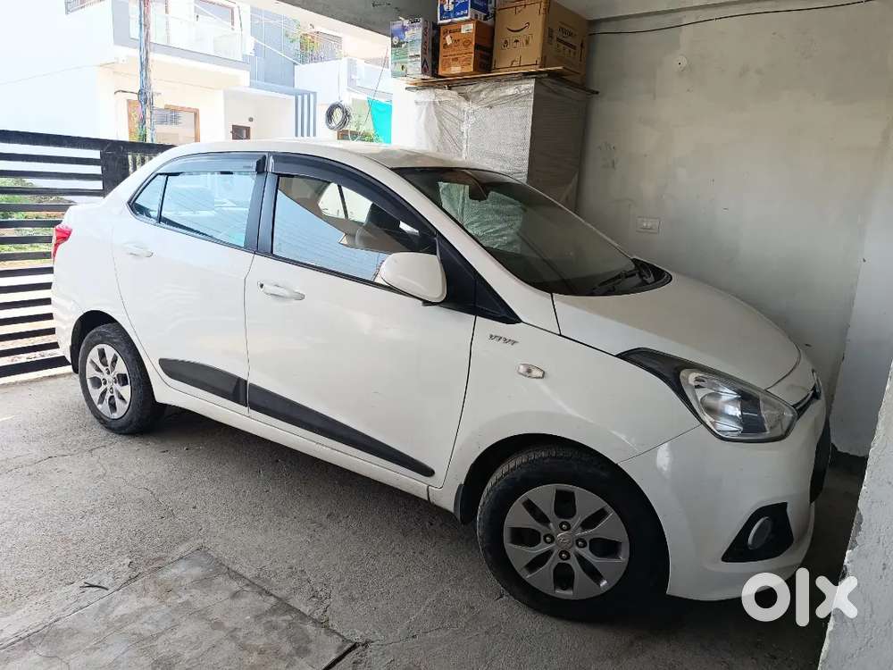 Good Condition Xcent, Singal Owner Fully Loaded Hr No.