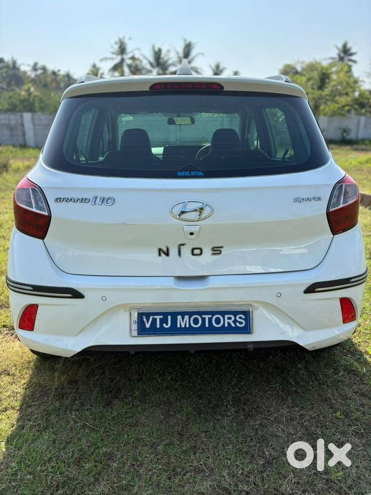 Hyundai Grand I10 Nios Amt Sportz, 2020, Petrol