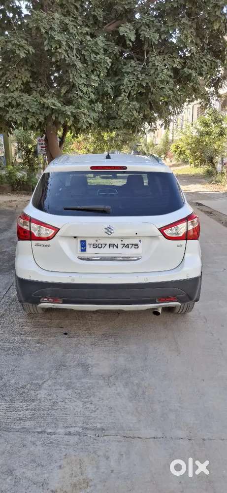 Maruti Suzuki S-cross 2017 Diesel Well Maintained