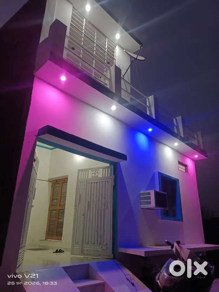 100 Gaj makan samne 20ft road