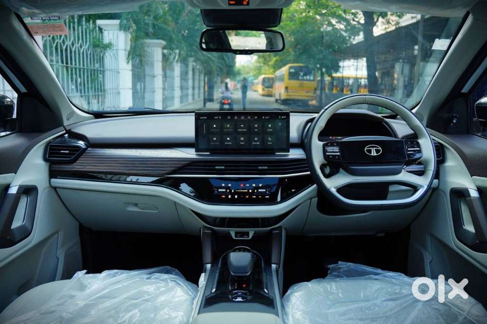 Tata Safari Accomplished X Plus 6 Str Dark Edition At, 2026, Diesel