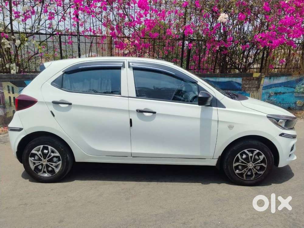 Tata Tiago 1.2 Revotron Xm Cng, 2022, Cng & Hybrids