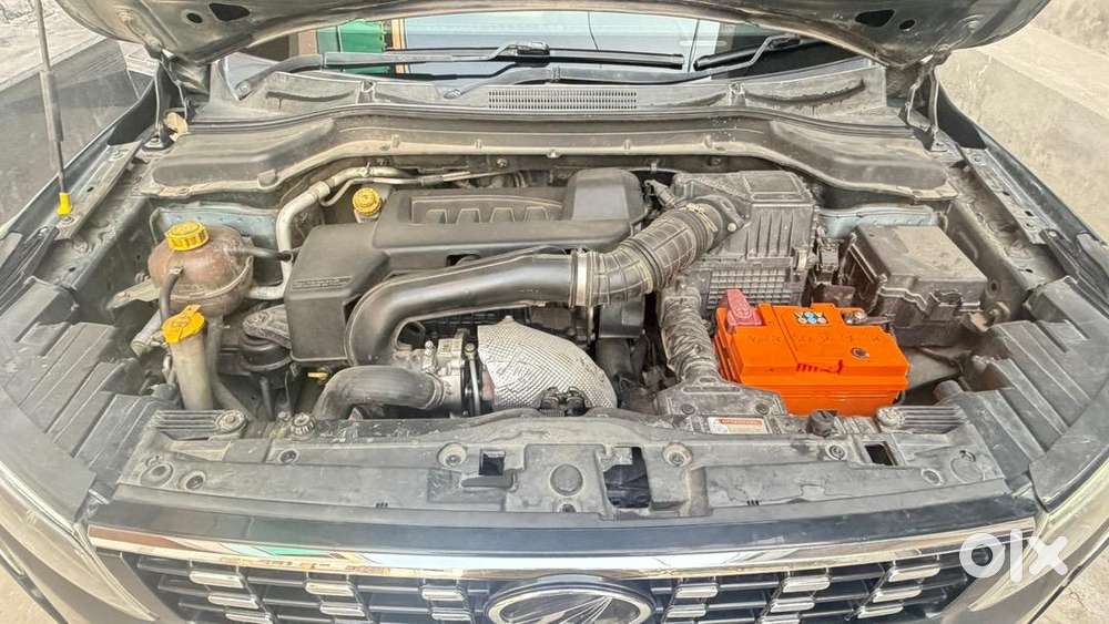 Xuv 300 W8 (o) Jan 2020