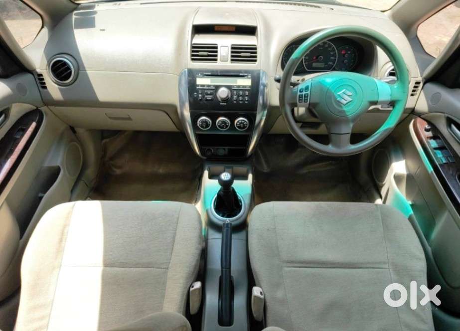 Maruti Suzuki Sx4 Zxi Mt Bsiv, 2010, Petrol