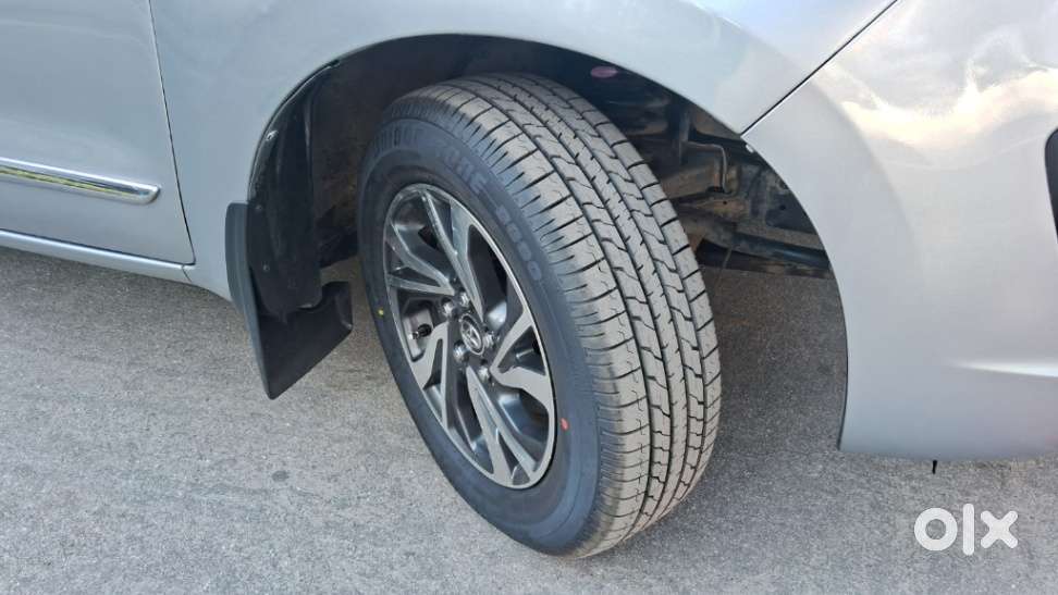 Toyota Innova Crysta 2.4 G Mt 7 Str, 2020