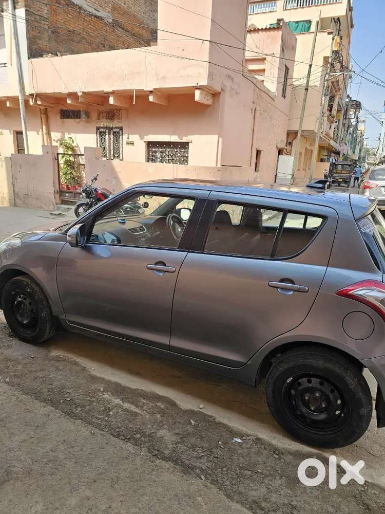 Maruti Suzuki Swift 2013 Diesel 90000 Km Driven