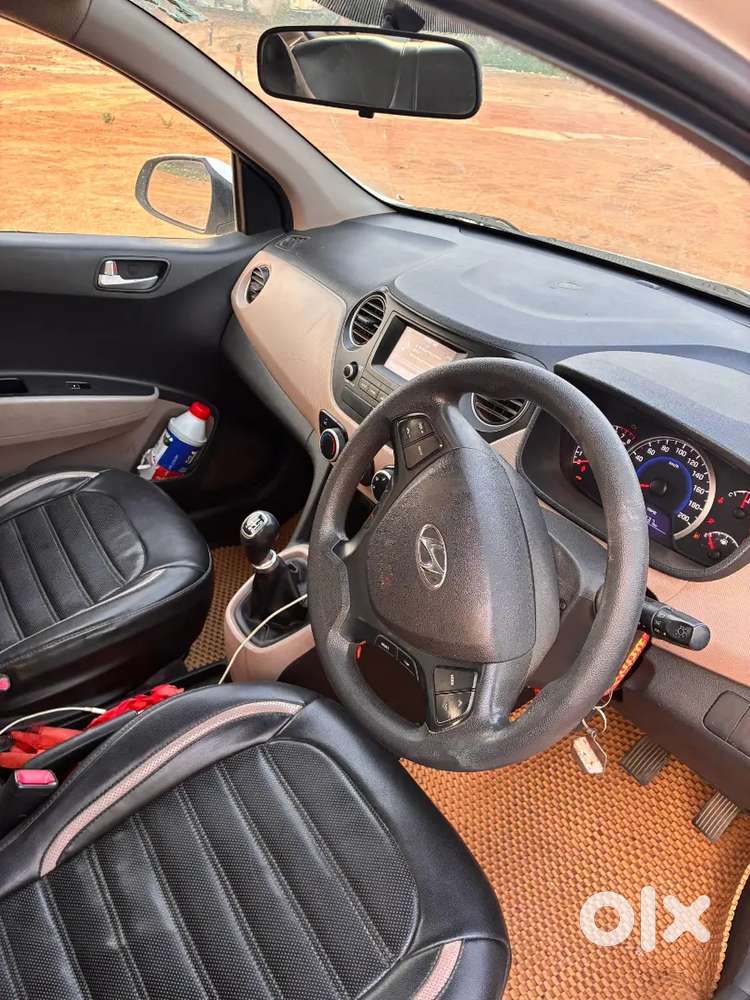 Grand I10 Sportz Bsiv