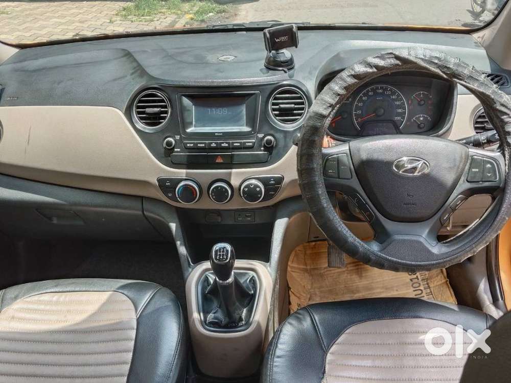 Hyundai Grand I10 Sportz, 2017, Petrol