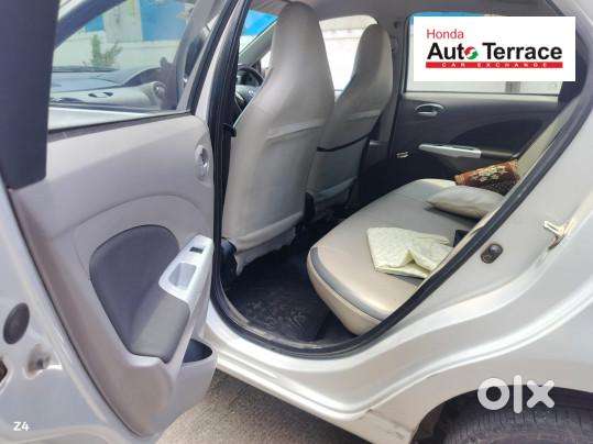 Toyota Etios 1.5 V, 2011, Petrol
