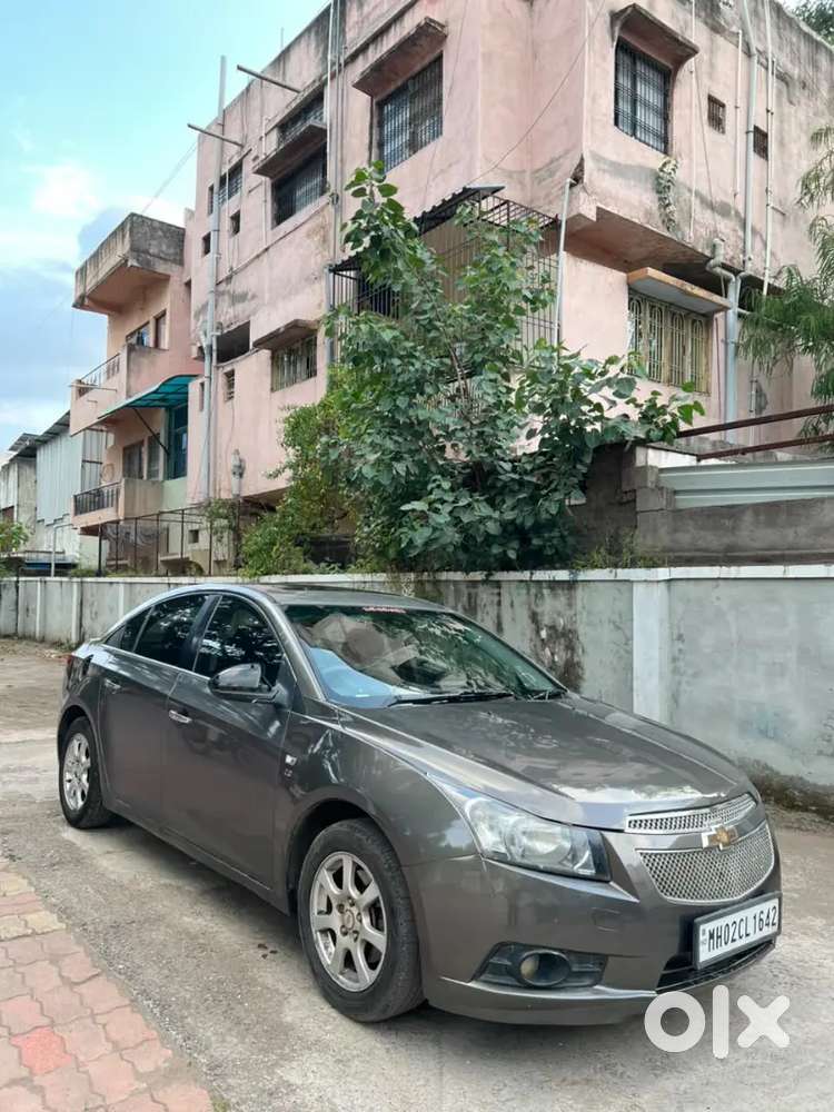 Chevrolet Cruze Ltz
Model : 2012
Insurance : Valid✅
Owner : 3rd
Fuel :