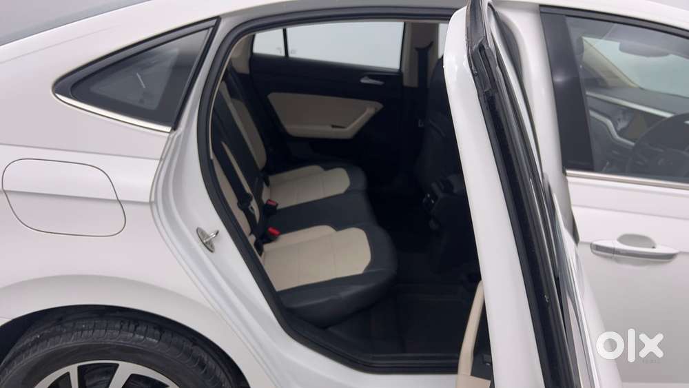 Volkswagen Virtus 1.0 Topline Tsi At, 2024, Petrol