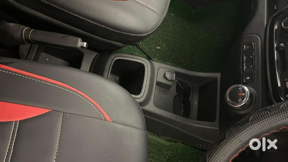 Renault Kwid 1.0 Rxt Amt Opt, 2018, Petrol