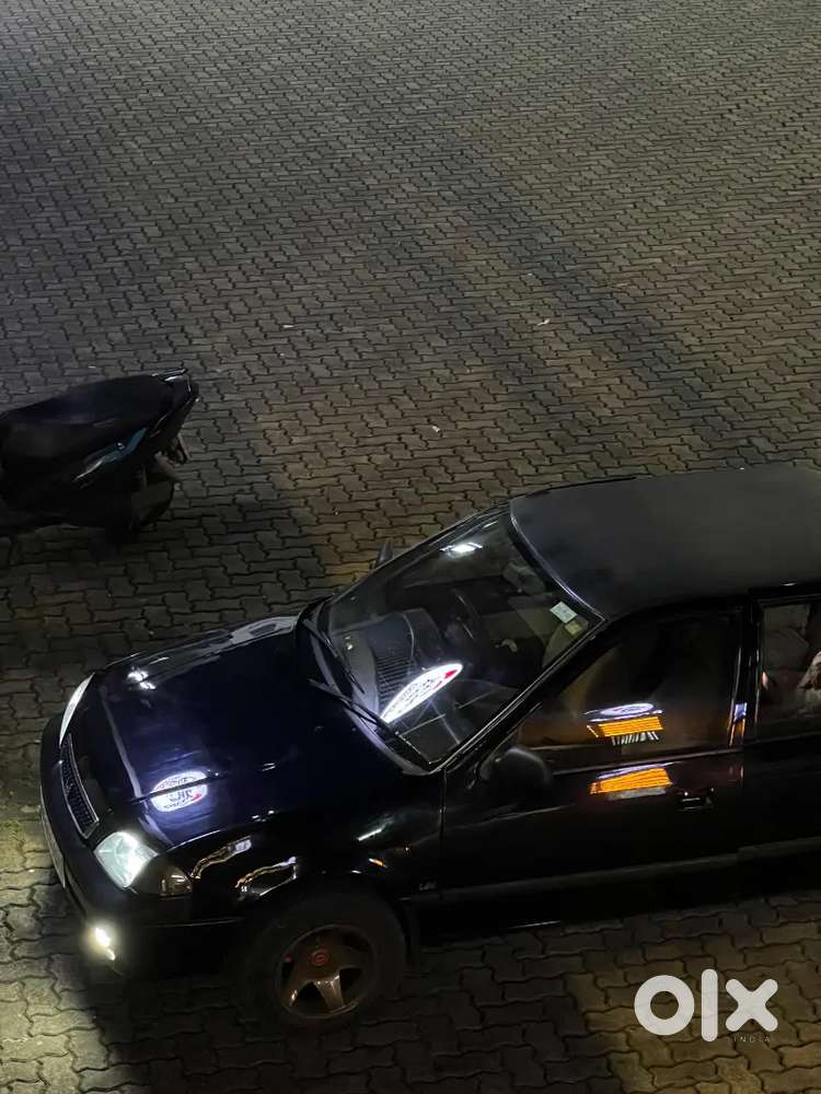 Maruti Suzuki Esteem Vxi 2004