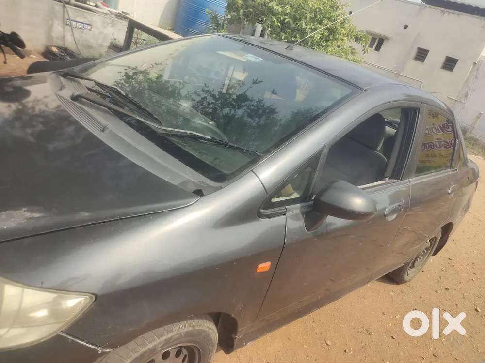 Honda City 2004 Lpg + Petrol Vehicle