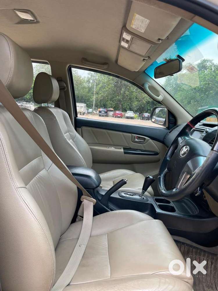 Toyota Fortuner 2014 Diesel 99000 Km Driven