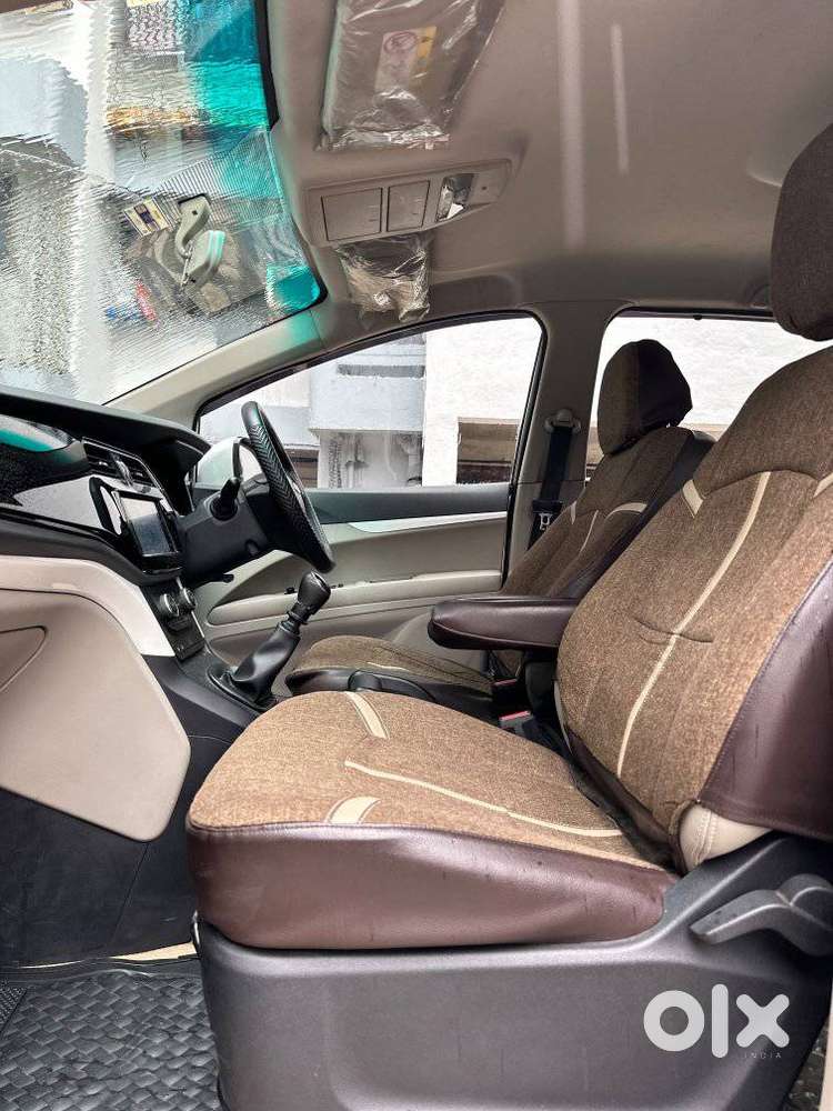 Mahindra Marazzo M8, 2019, Diesel