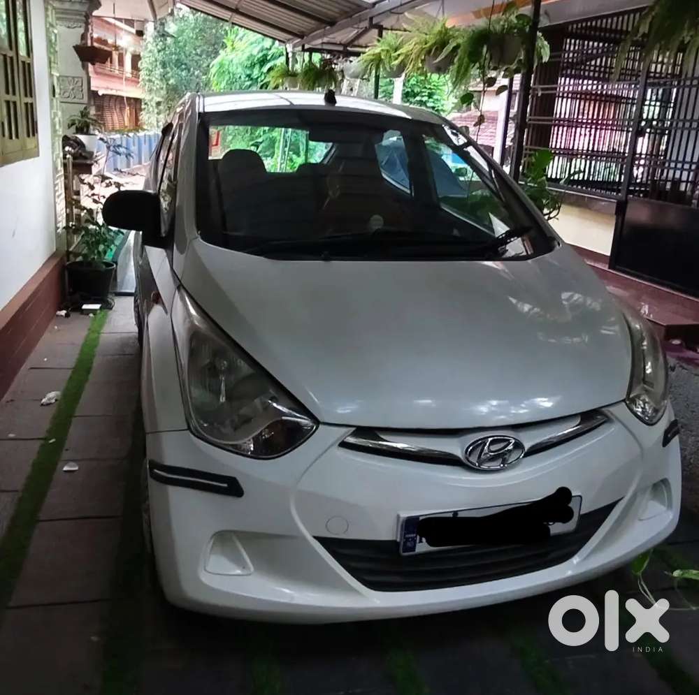 Hyundai Eon 2015-16, Petrol Well Maintained