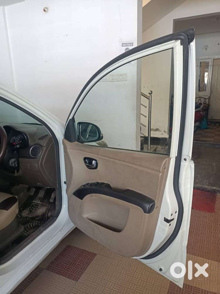 Well Maintained Hyundai I10 Magna - Good Condition