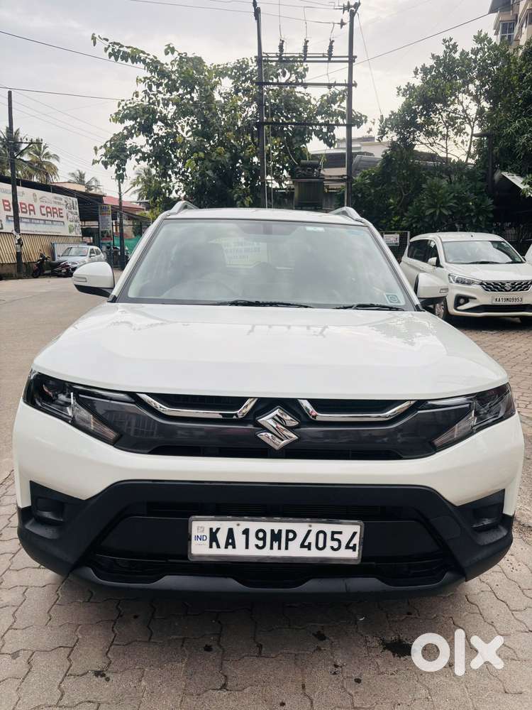 Maruti Suzuki Brezza 1.5 Lxi Smart Hybrid, 2024, Petrol
