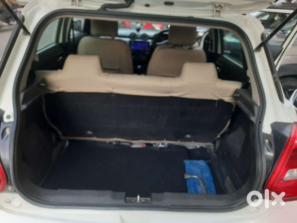 Maruti Suzuki Swift Vxi 1.2 Abs Bs-iv, 2018, Petrol