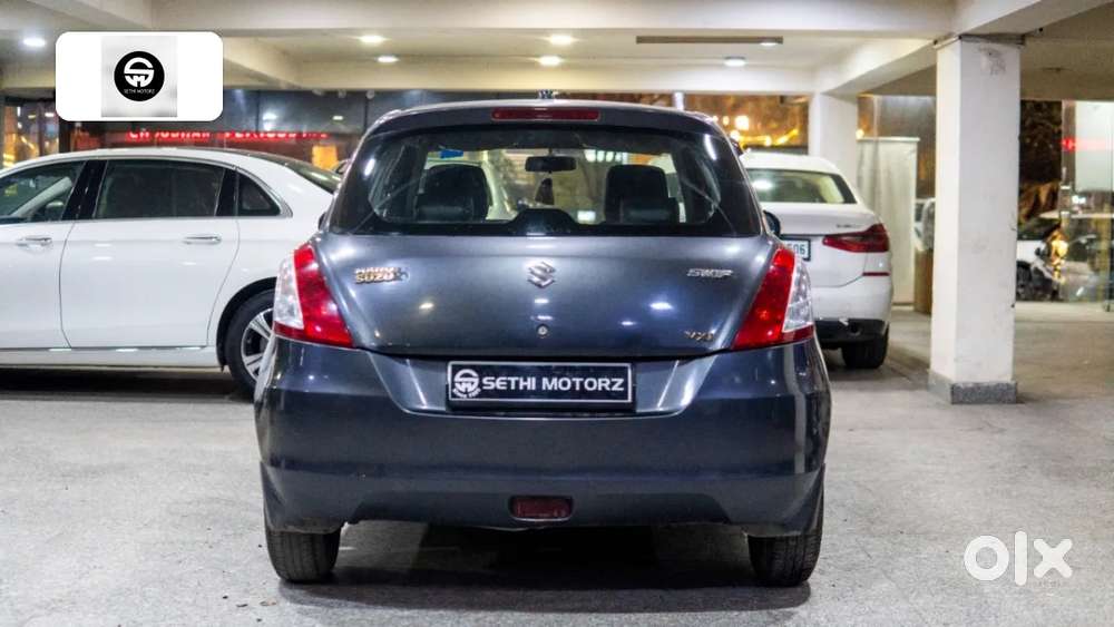 Maruti Suzuki Swift Vxi Optional, 2016, Petrol