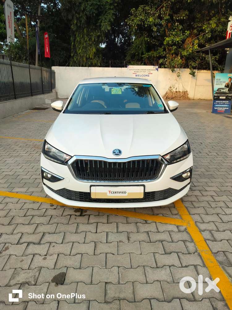 Skoda Slavia 1.0 Ambition Tsi At, 2023, Petrol