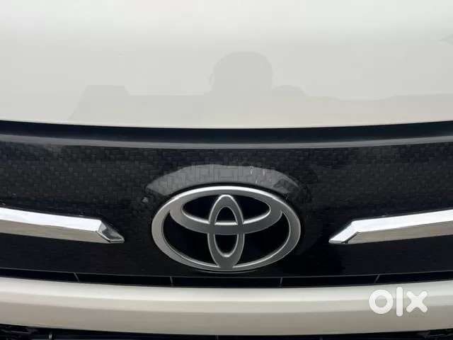 Toyota Urban Cruiser Hyryder 1.5 V Hybrid, 2024, Petrol