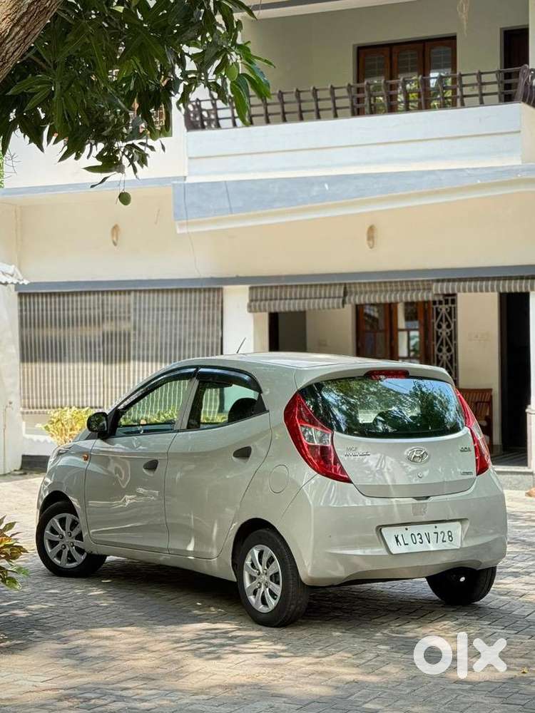 Hyundai Eon 2012 Petrol Well Maintained