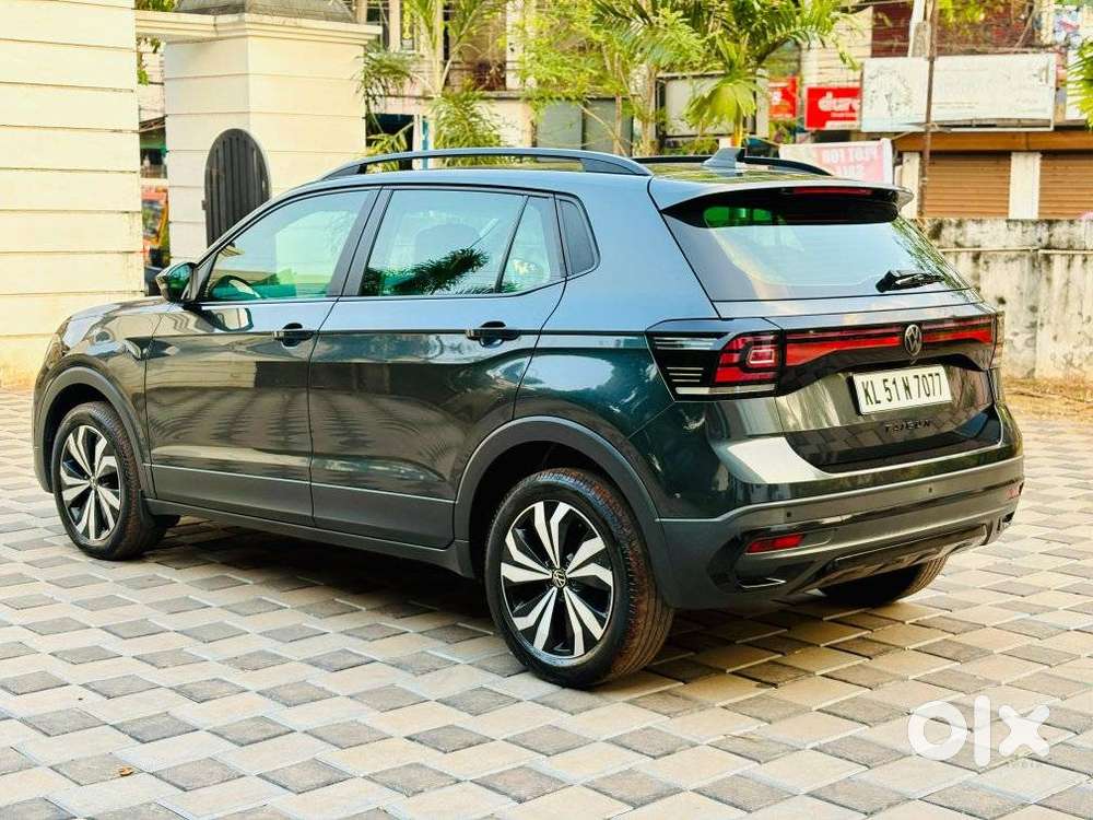 Volkswagen Taigun 1.0 Tsi Highline At, 2022, Petrol