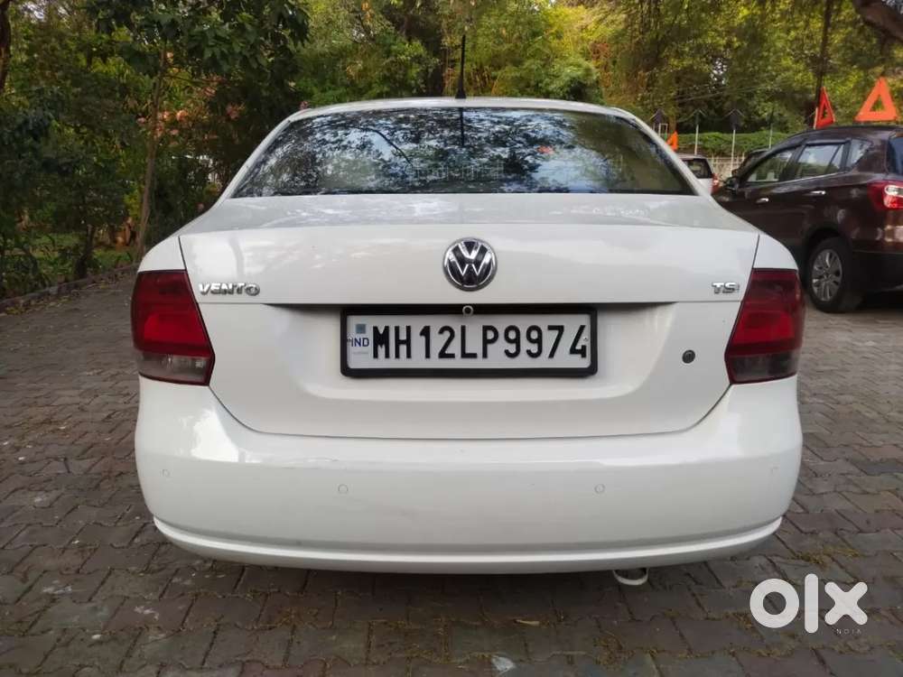 Volkswagen Vento 1.2l Tsi Highline Plus At Petrol, 2015, Petrol