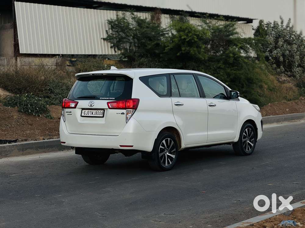 Toyota Innova Crysta 2.8 Zx At, 2022, Diesel