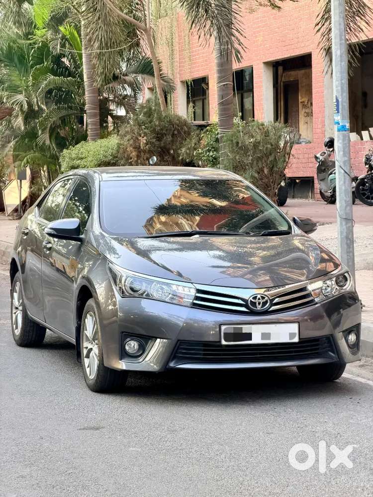 Toyota Corolla Altis 2016 Petrol Well Maintained