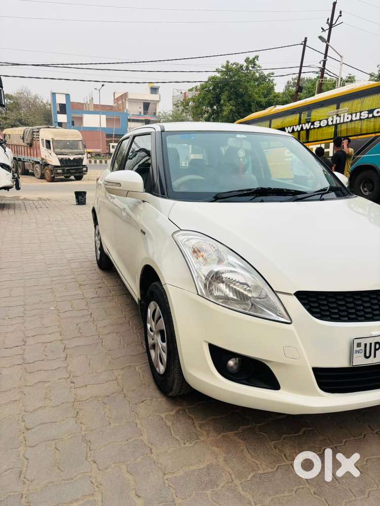 Maruti Suzuki Swift 1.2 Vxi (o), 2012, Petrol