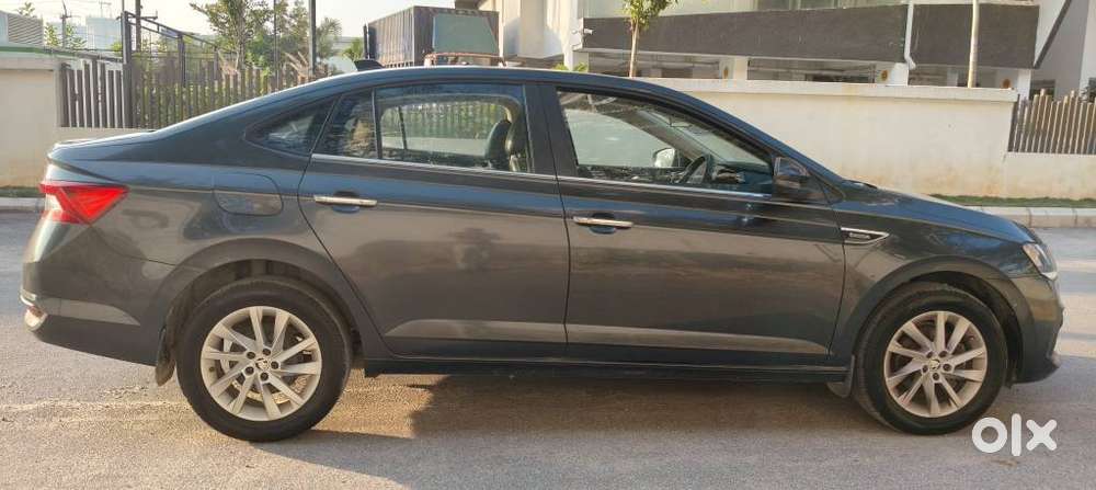 Skoda Slavia Ambition Plus 1.0 Tsi At, 2022, Petrol