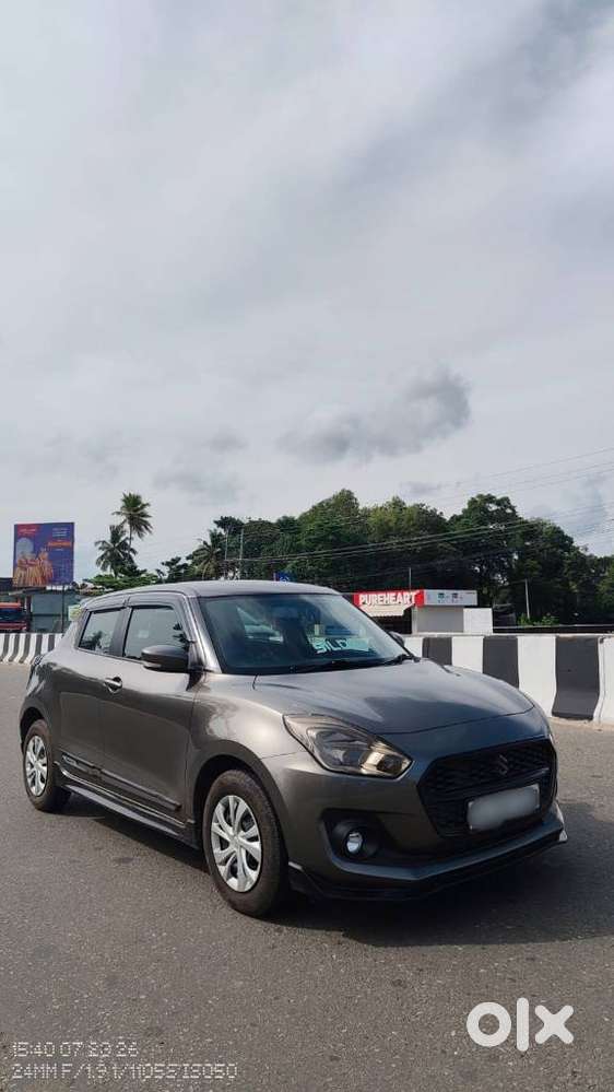 Maruti Suzuki Swift 1.2 Vxi (o), 2023, Petrol