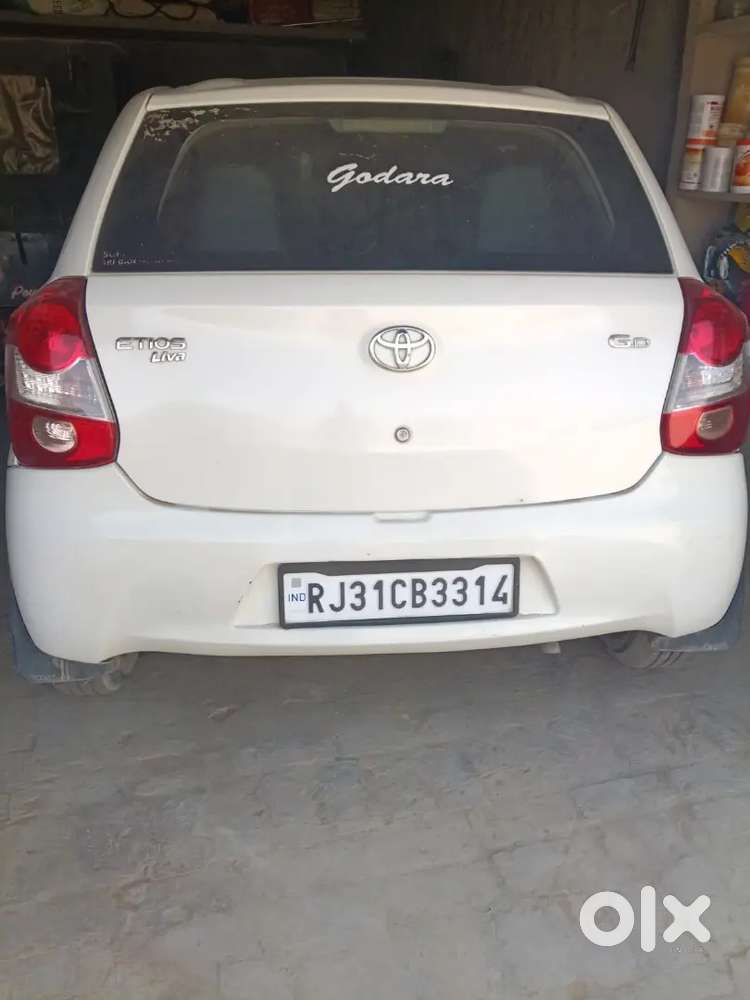 Toyota Etios Liva 2014 Diesel 100500 Km Driven