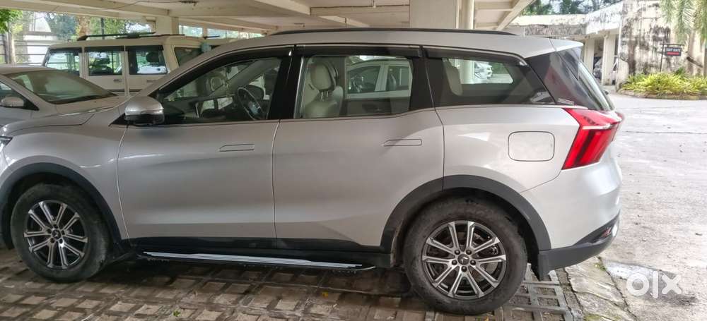 Mahindra Xuv700 2.2 Ax 7 Diesel At Luxury Pack Str Awd, 2023, Diesel