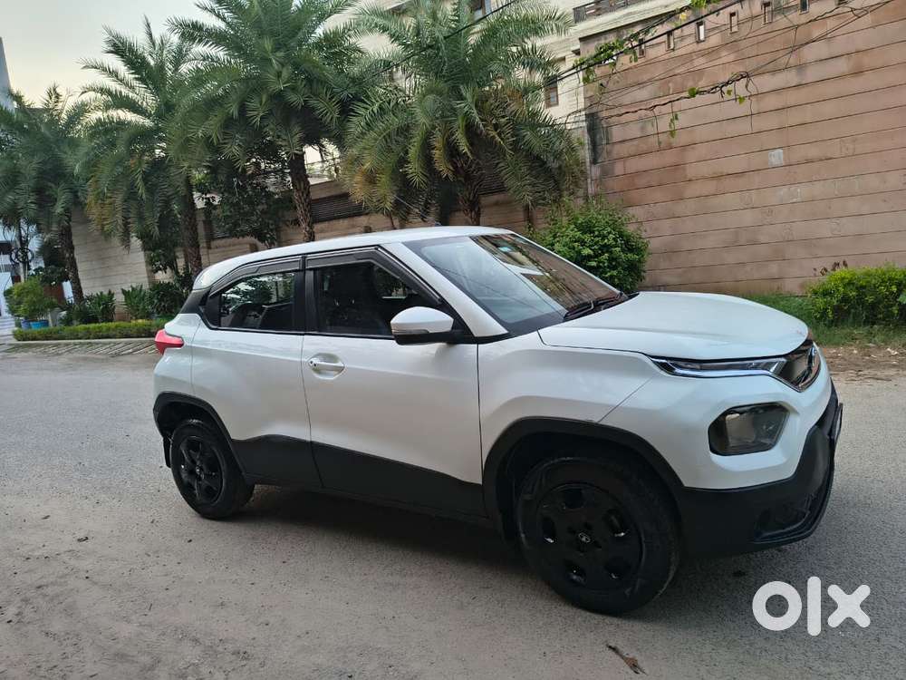 Tata Punch Accomplished Amt, 2023, Petrol