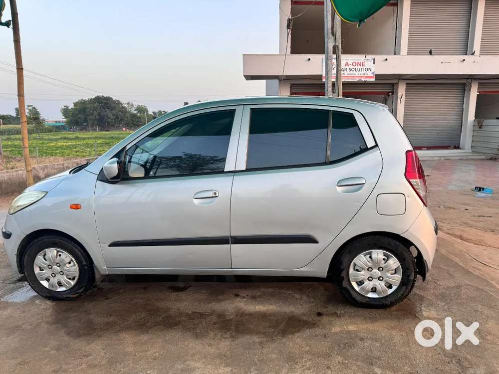 Hyundai I10 2009 Cng & Hybrids 95000 Km Driven