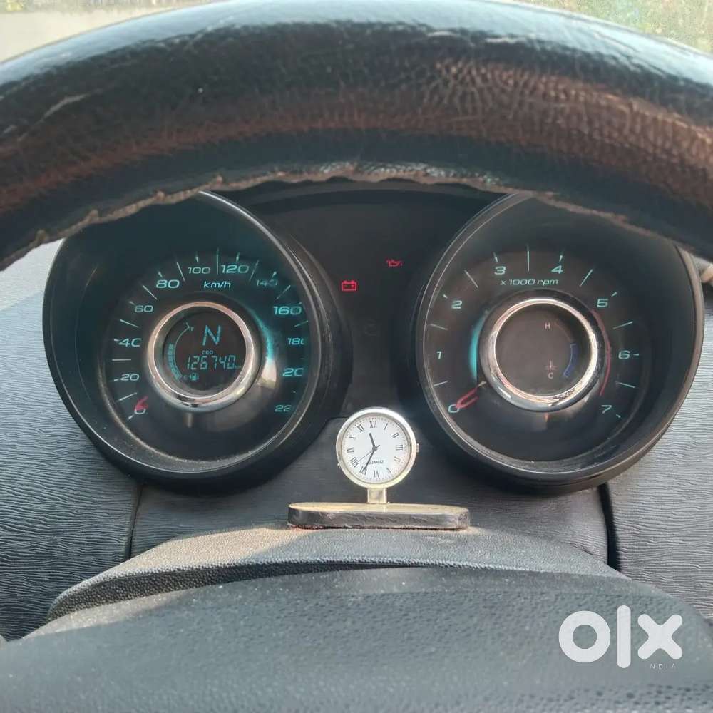 Mahindra Xuv500 2017 Diesel 130000 Km Driven