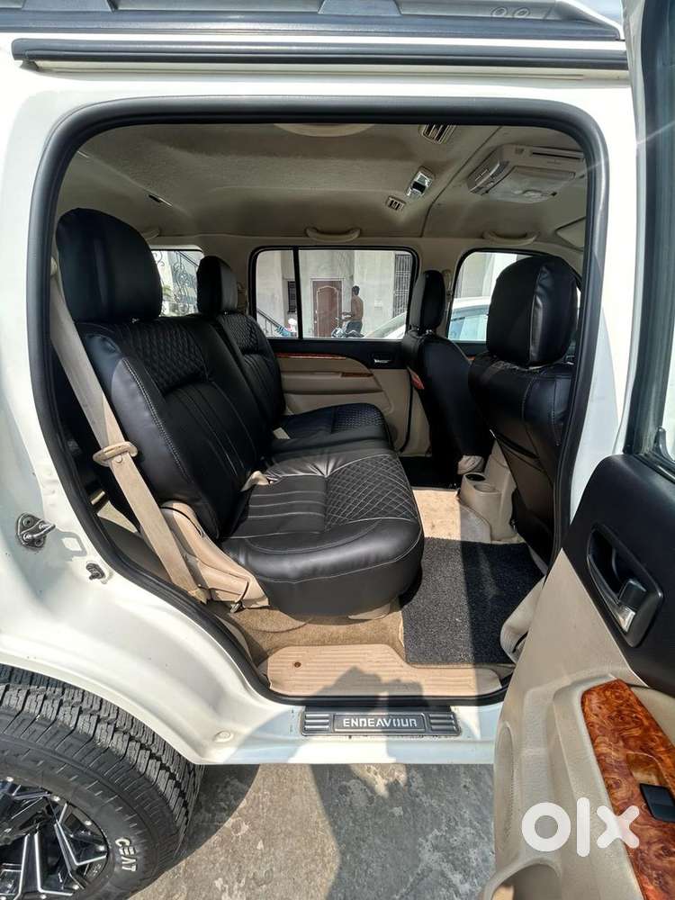 Ford Endeavour Diesel 2013
