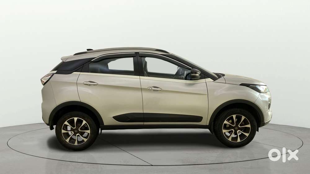 Tata Nexon 1.2 Revotron Xza Plus, 2021, Petrol