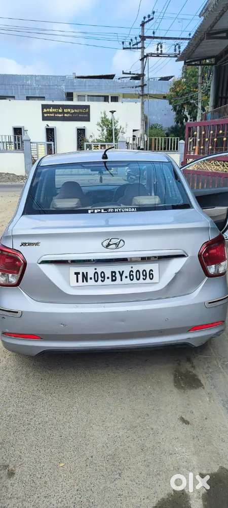 Hyundai Xcent 2014 Petrol 65000 Km Driven